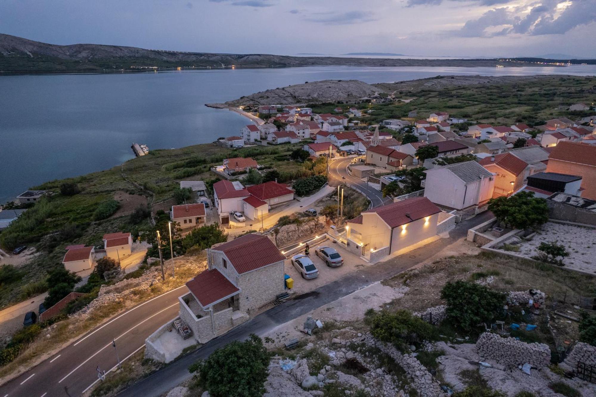 Villa Kamia With Private Heated Pool And Electric Vehicle Adapter Zubovici Exterior photo