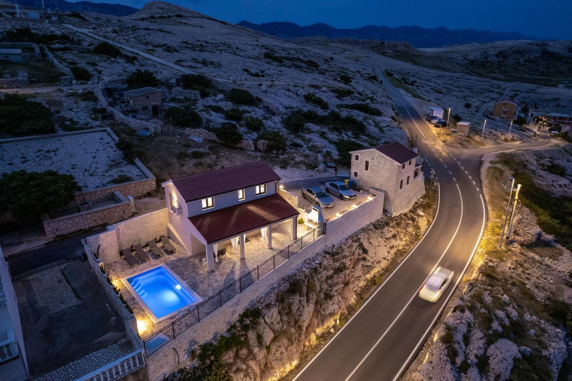 Villa Kamia With Private Heated Pool And Electric Vehicle Adapter Zubovici Exterior photo